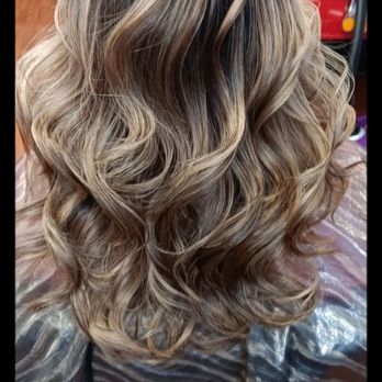 peluquería latina cerca de mi