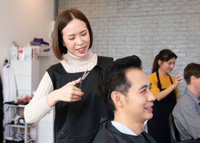peluquería y barbería enredos