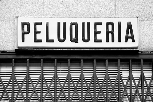 peluquería black and white