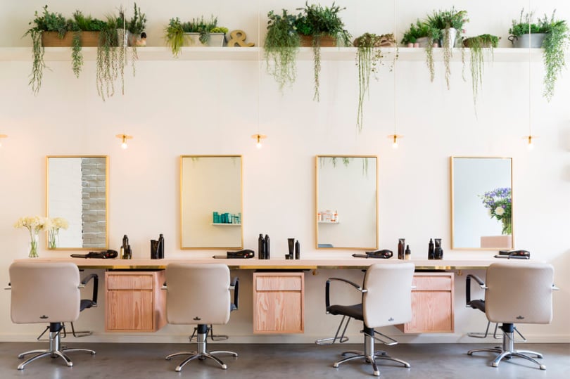 como decorar una peluquería con poco dinero