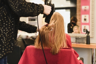 tablas salariales convenio peluquería y estética 2025